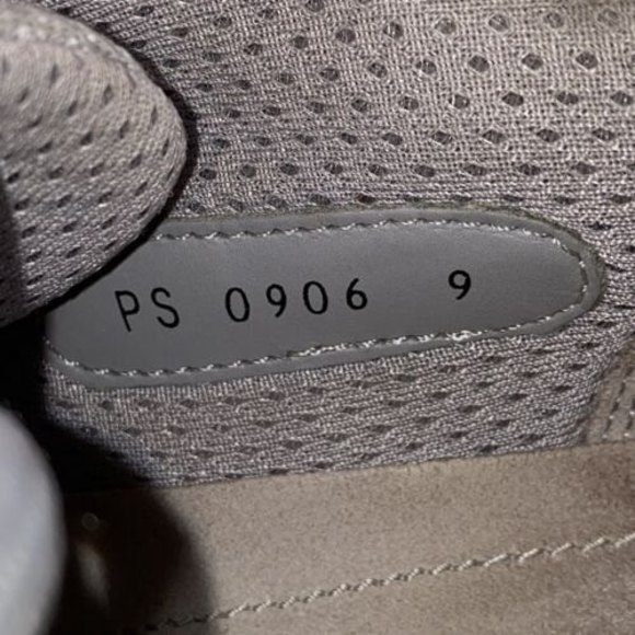 PRADA AMERICAS CUP SNEAKERS SHOES PS0906 WHITE LEATHER/ SILVER - SIZE 9 - Picture 11 of 12